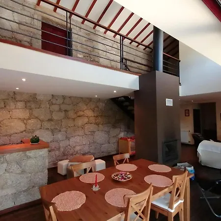 Nyaraló Altes Kellerhaus In Geres Bouro